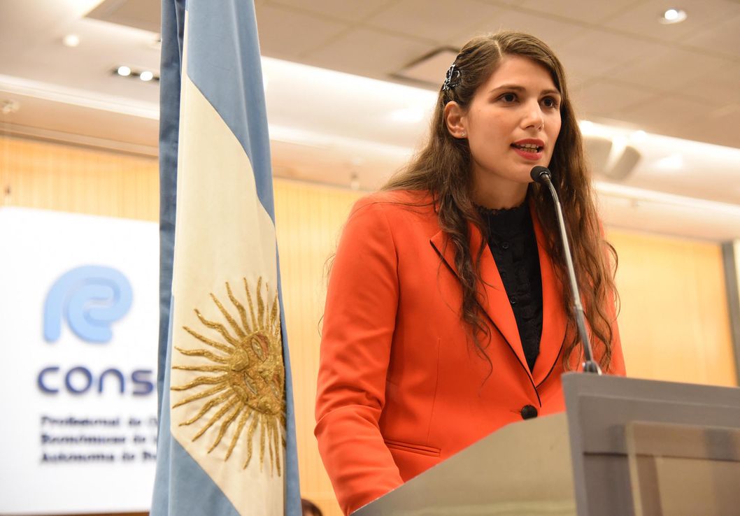 Los contadores van a la Justicia por una norma de AFIP que obliga a denunciar a sus clientes
