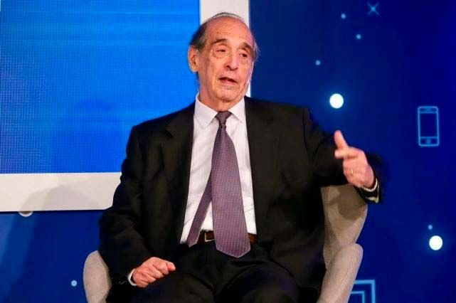 Ricardo Arriazu habló sobre el dólar, las bandas de flotación y los escenarios post electorales