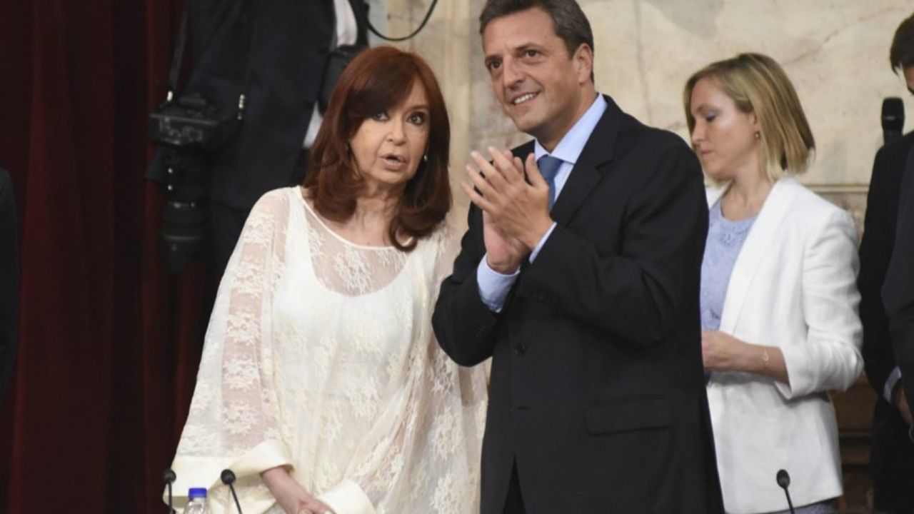 Rosario Ayerdi: "A Massa y CFK los une el pragmatismo y el terror"