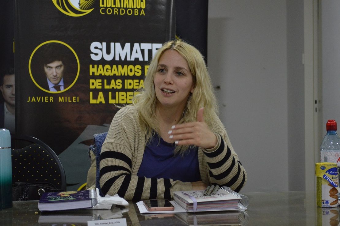 “Me defino como mujer de derecha, antifeminista, provida y libertaria”