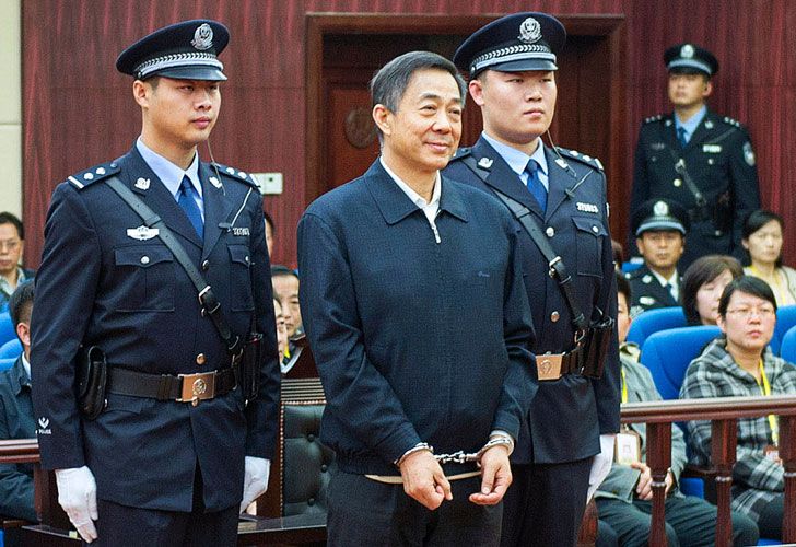 Cadena perpetua para un político de China acusado de corrupción