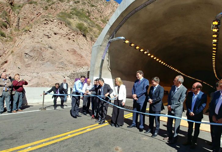 Mendoza: inauguraron el túnel de Cacheuta después de 19 años