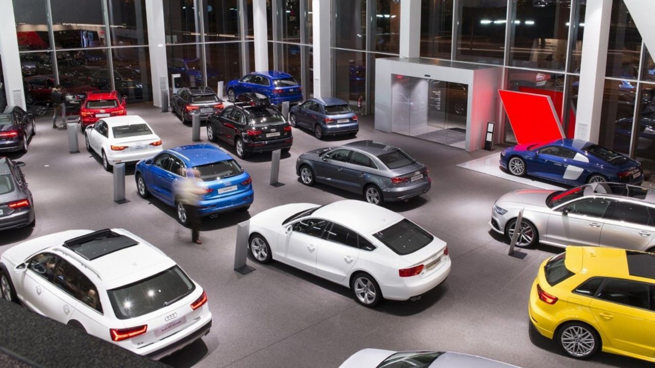 La producción de autos mejoró hacia fin de año pero cayó 18% en 2020