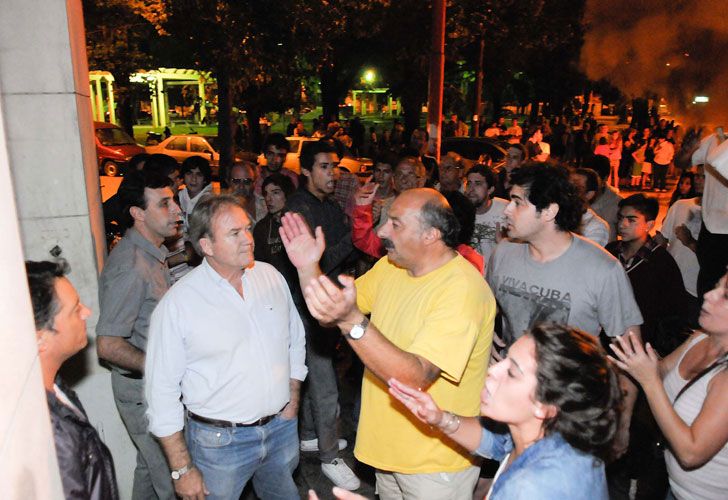 Para el Concejo Deliberante de Junín, los incidentes son "un golpe de Estado"