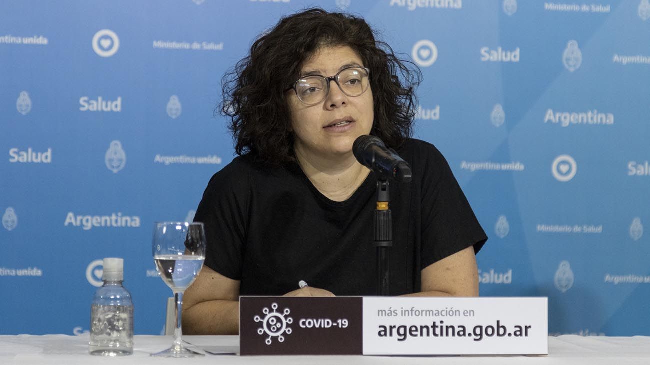 Cuarta dosis: Carla Vizzotti anunció que se la aplicarán a vacunados con Sputnik que viajen al exterior
