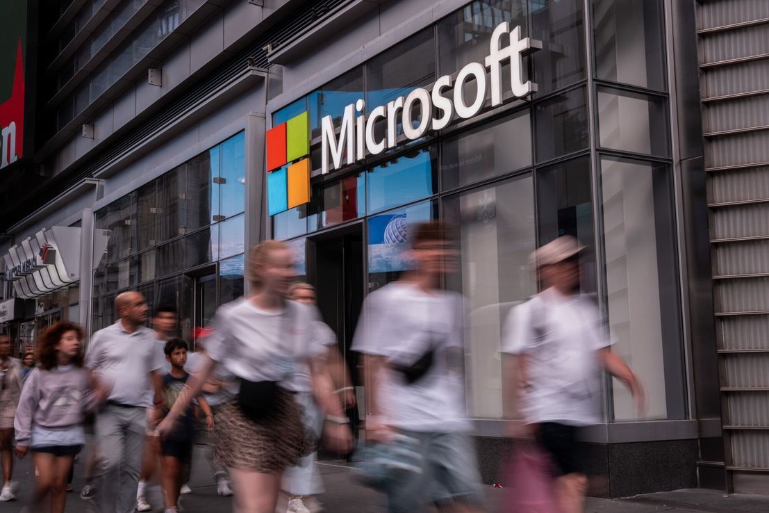 Microsoft 365 integra IA y Copilot en un plan Premium para competir con ChatGPT