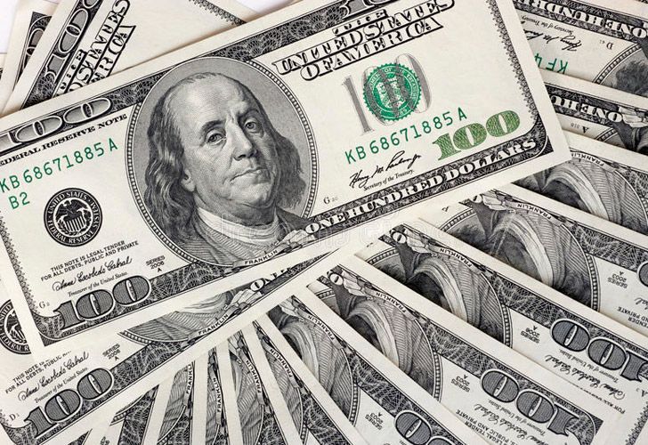 El dólar blue toca nuevo récord de $122 incentivado por trabas