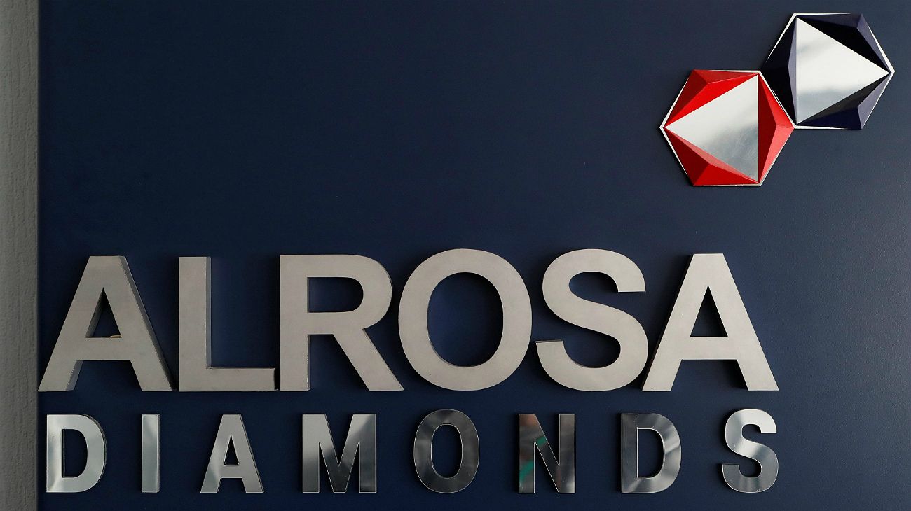 Alrosa quiere atraer más ventas de talladores de diamantes