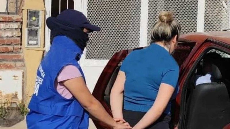 Estafó más de 13 millones con tarjetas ajenas