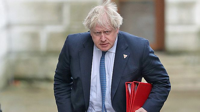 Boris Johnson presenta sus memorias en un libro donde advierte que "teme" por las Islas Malvinas
