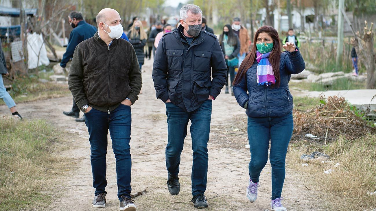 Monzó tampoco se baja y dialoga a dos bandas para integrar una lista