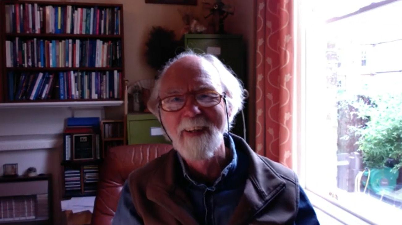 Barry Buzan: "Hay una autodestrucción de Estados Unidos como súper poder"