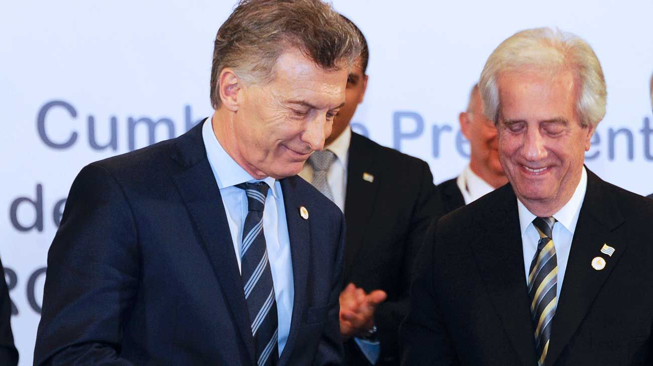 Mauricio Macri se reunirá en Uruguay con Tabaré Vázquez y Venezuela será un tema central