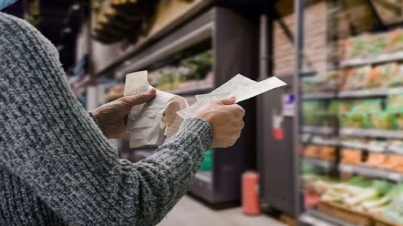 Qué significa que la confianza del consumidor “está un 15,6% arriba respecto a diciembre del año pasado”