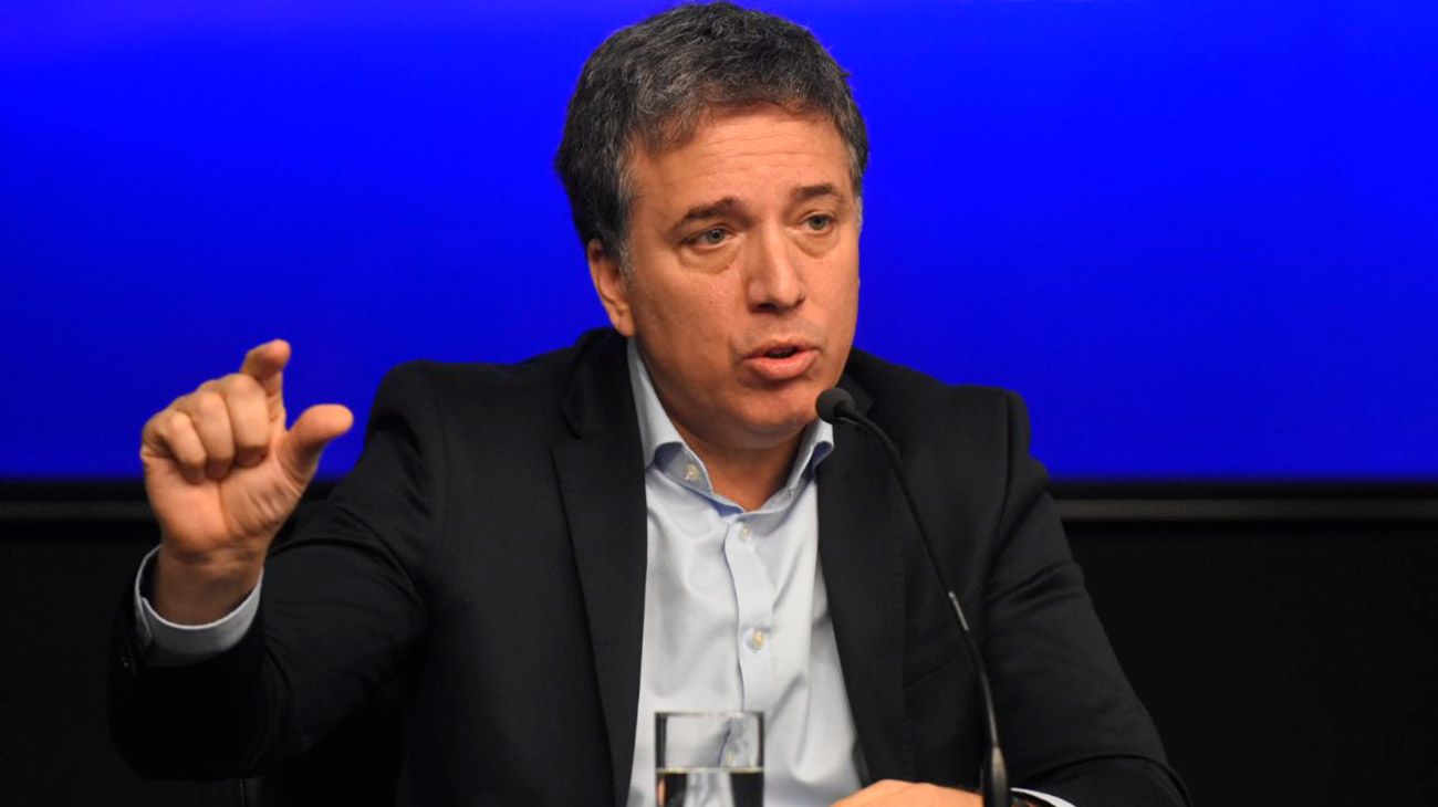 Nicolás Dujovne le bajo el tono al proyecto de la moneda única: "No tiene plazo por ahora"