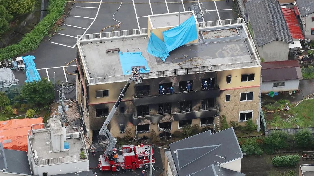 Trágico incendio en un estudio de animación en Japón: piden la pena de muerte para el autor
