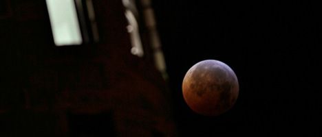 La luna, dueña de todas las miradas