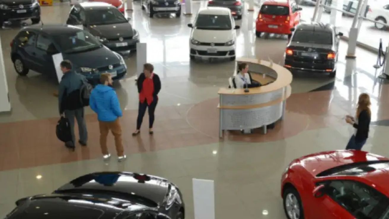 La AFIP aumentó los montos para informar transferencias de inmuebles y vehículos