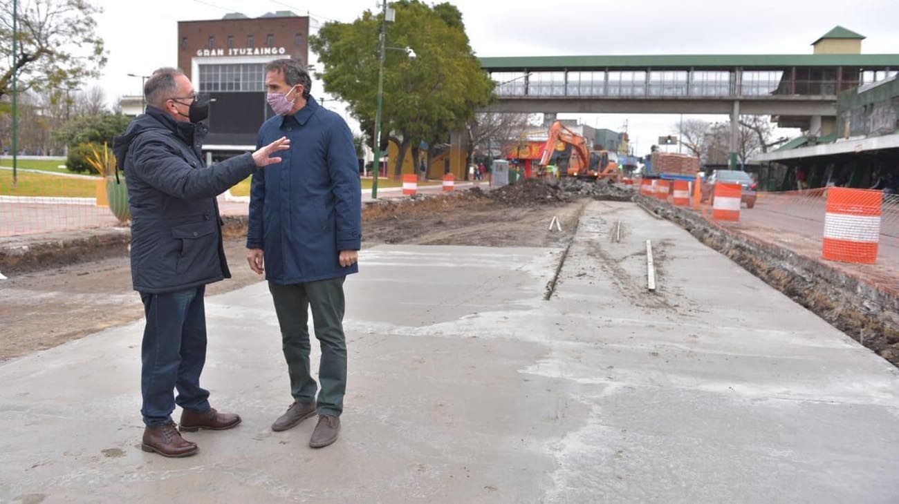 Descalzo y Katopodis recorrieron las obras en la Av. Néstor Kirchner