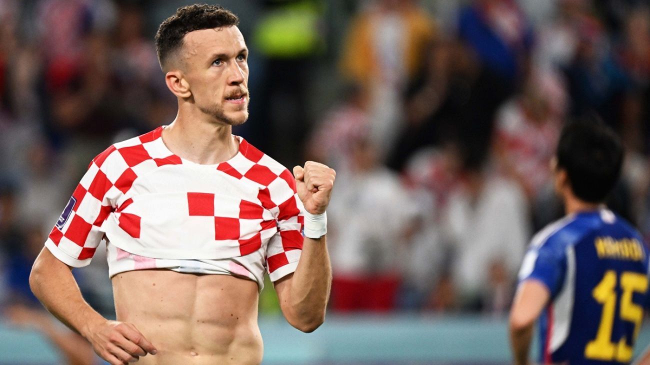 Croacia sufrió, pero superó a Japón y pasó a cuartos de final