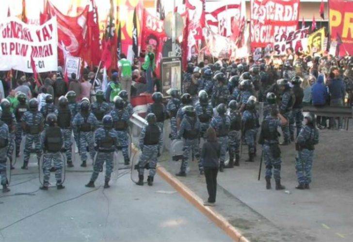 Así se aplicó con éxito el protocolo antipiquetes en los accesos a Capital