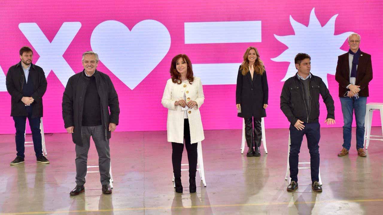 Por temor a la lluvia, el Frente de Todos cambió el escenario para su cierre de campaña