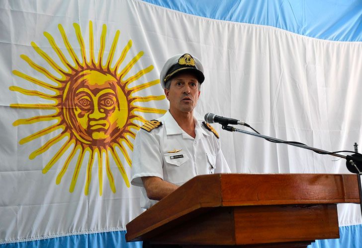 Tras la revelación, la Armada concentra la exploración en la zona de la explosión