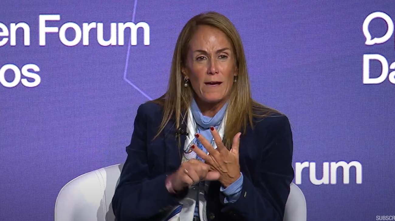 Desde Davos destacan los programas de género