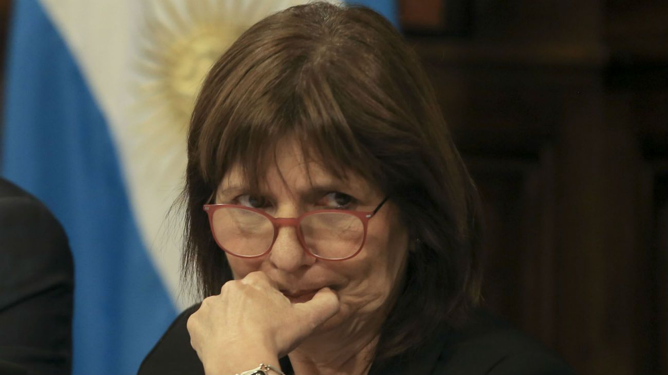 Bullrich sacó bandera blanca: "Mi recomendación es que la gente no ande armada"