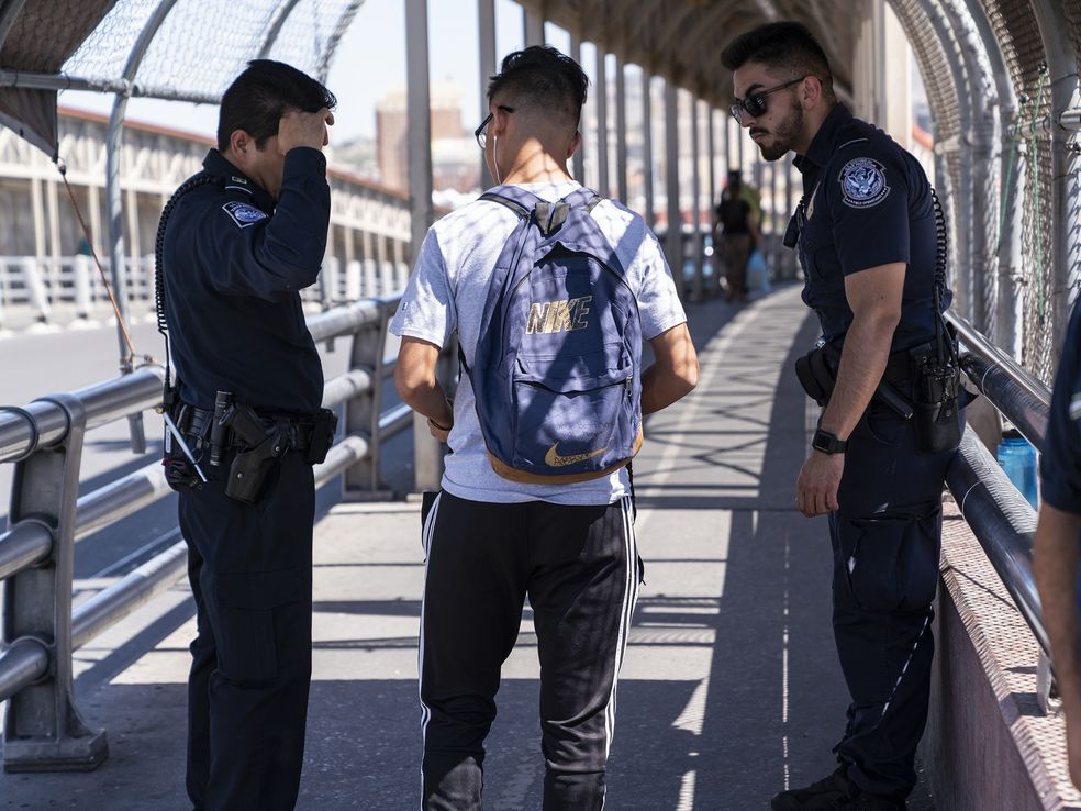 Amazon promueve el reconocimiento facial para controlar a los inmigrantes