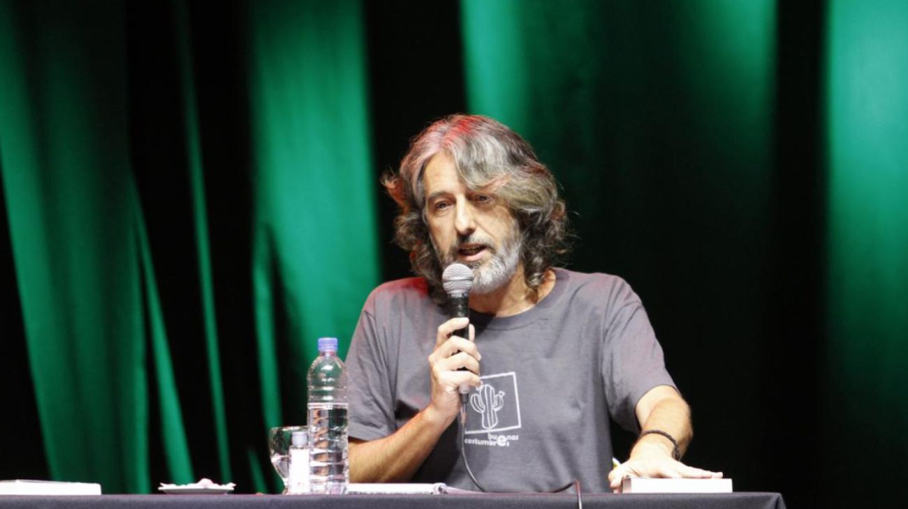 Alfredo Serrano Mancilla: "El votante de Javier Milei tiene un componente de búsqueda mesiánica"