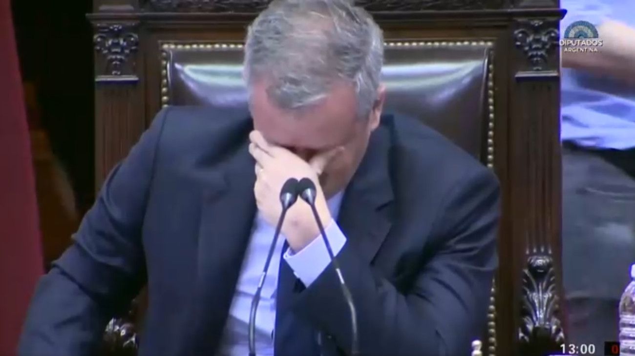 Emilio Monzó se emocionó y lloró en la Cámara de Diputados