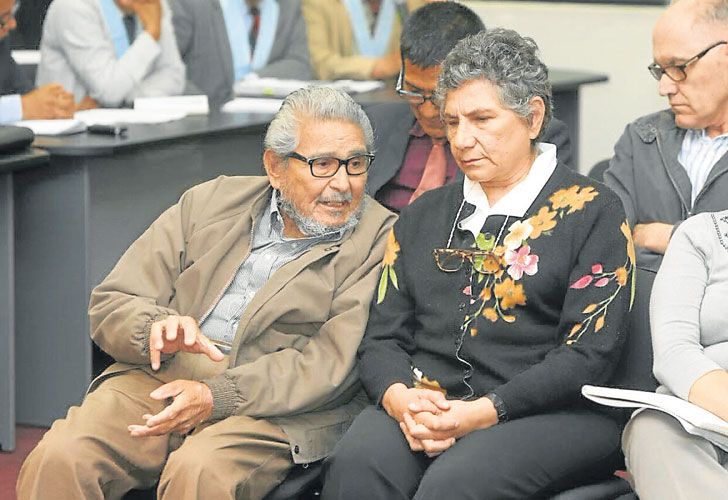 El histórico líder de Sendero Luminoso también pide indulto