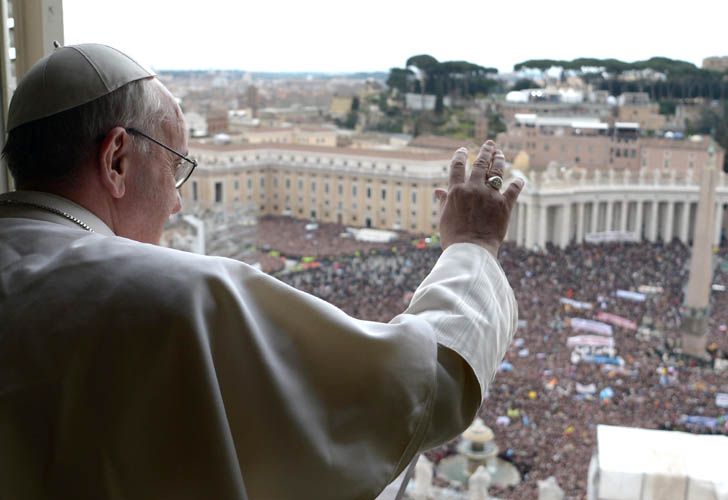 Las fotos de los preparativos vaticanos para la asunción de Francisco