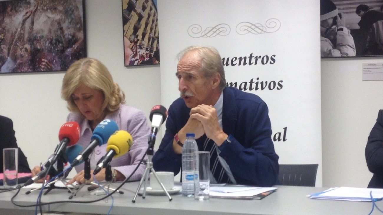 Homenajearán a Carmelo Angulo, uno de los fundadores de la Mesa del Diálogo