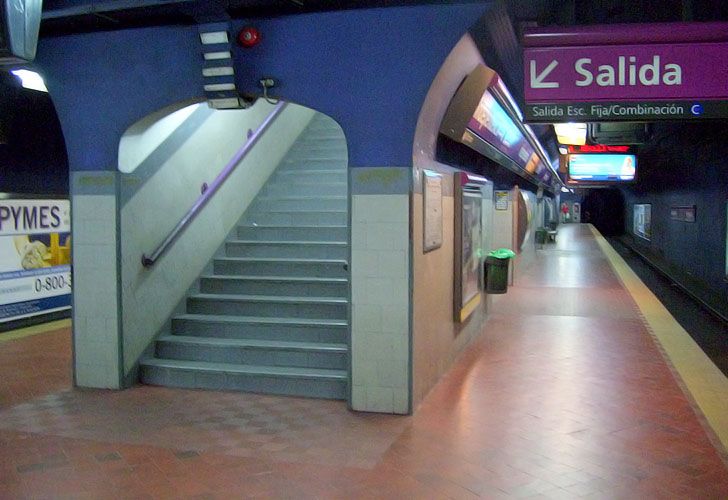 Evacúan a pasajeros la línea E de subte