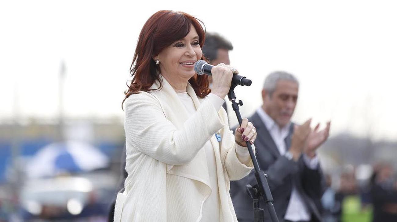 Cristina Kirchner defendió el cepo a las exportaciones: “Lo dice un carnicero”