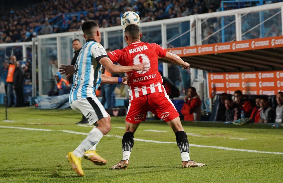 Sube La Gloria: valioso empate de Instituto frente a Atlético Tucumán