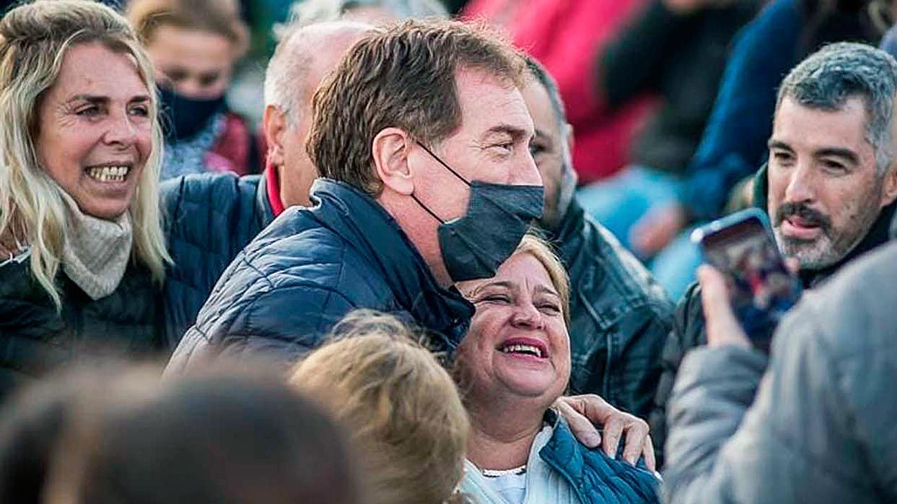 Santilli critica a Kicillof y Larreta recorre el Interior