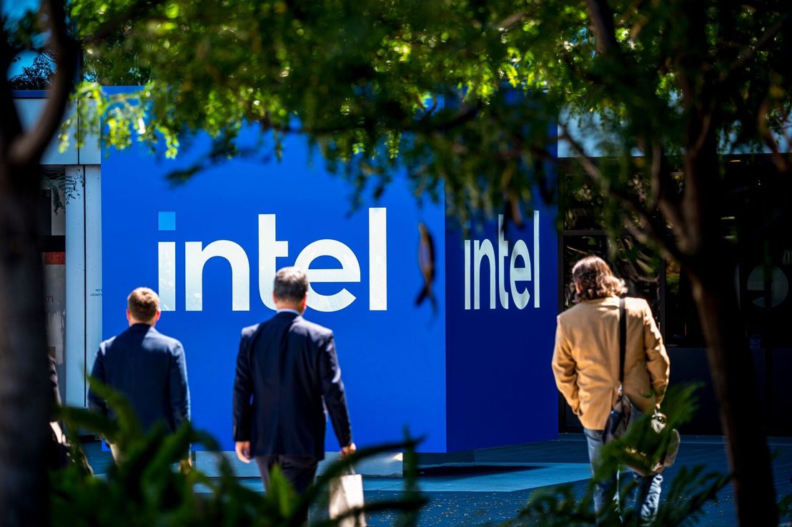 Gobierno de Trump discutiría la posibilidad de adquirir una participación del 10% en Intel