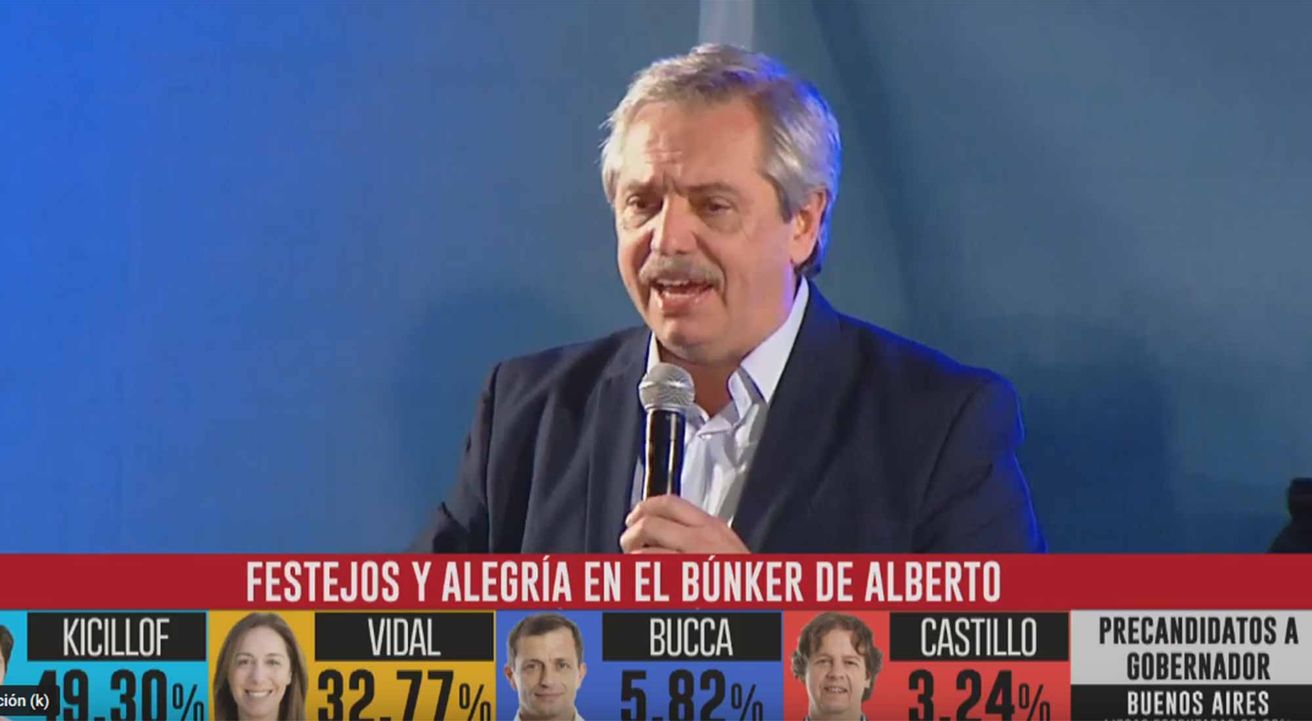 Alberto Fernández, eufórico tras el triunfo: "El cambio somos nosotros, no ellos"