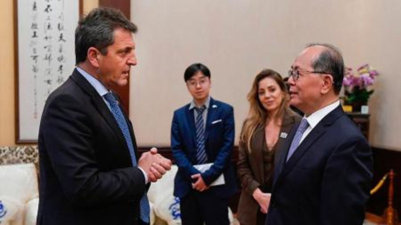 El ministro Sergio Massa regresa de China con un "acuerdo" que sabe a poco