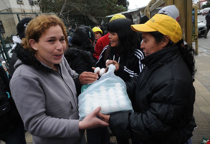 Obreros de Madres escracharon a Schoklender