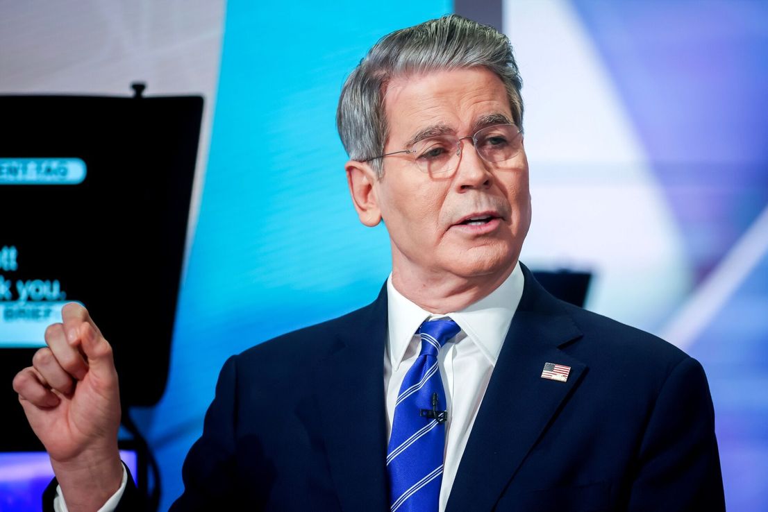 Scott Bessent anunció que la ayuda total para Argentina alcanzaría los US$ 40.000 millones