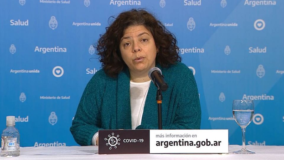 Carla Vizzotti: "Queremos desalentar los viajes al exterior"