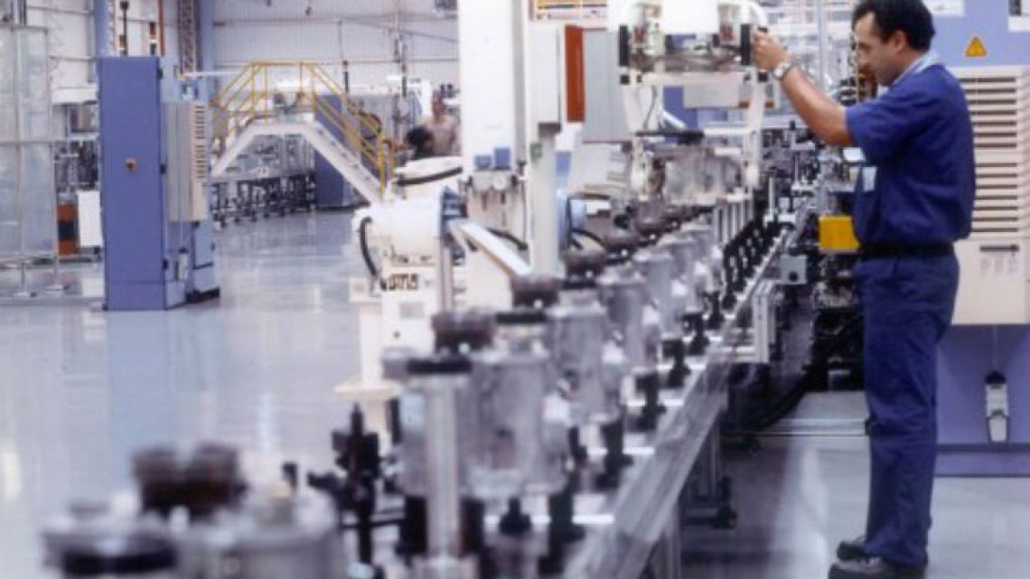 Aumenta el faltante de productos debido a la crisis cambiaria