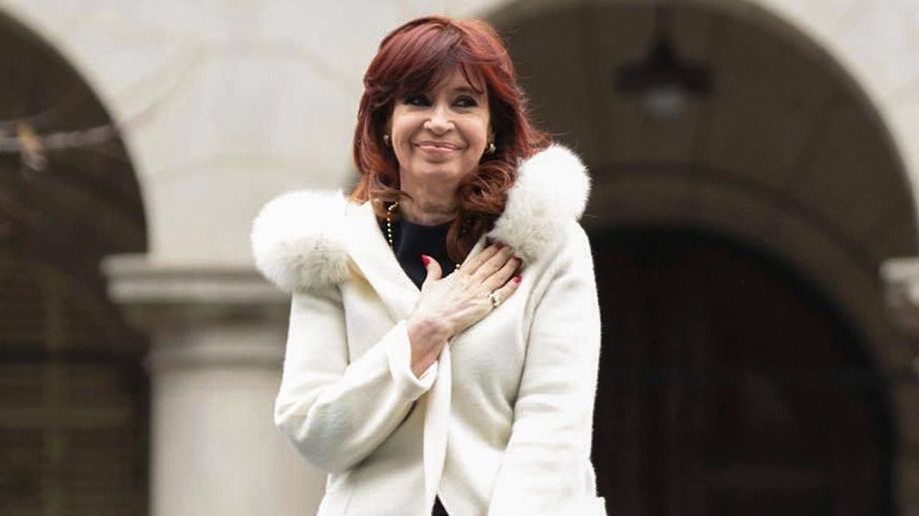 Agazapados, aguardan en el Frente de Todos la decisión de Cristina
