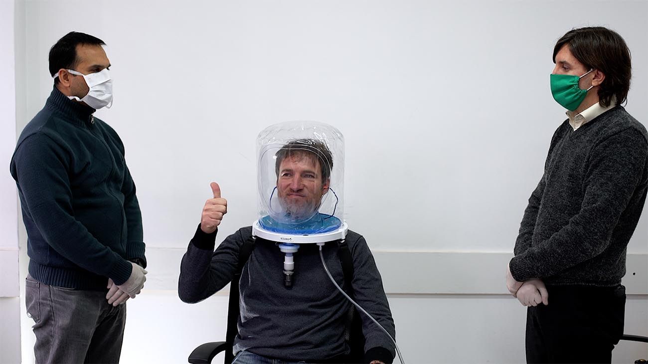 El casco argentino que reduce las complicaciones que provoca el coronavirus