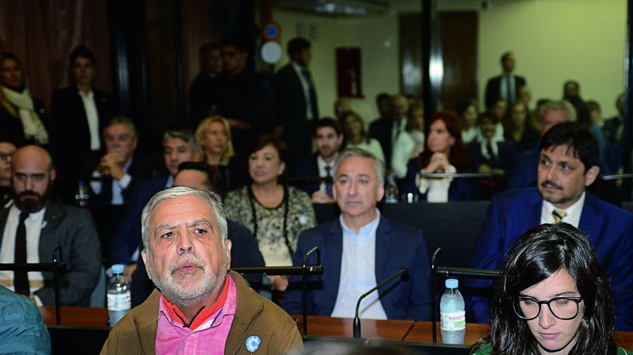 Ordenan medidas para evaluar la prisión domiciliaria a De Vido