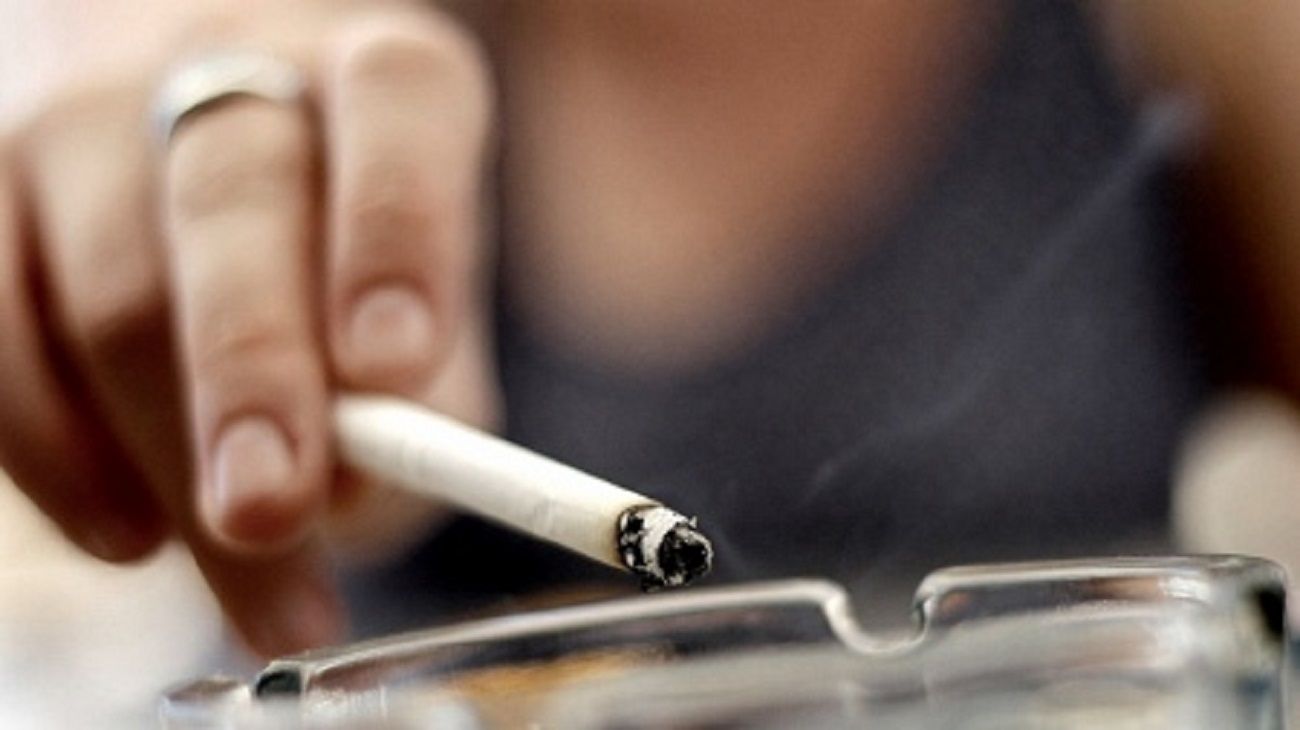 Hay datos alentadores, pero la adicción al tabaco no cede en la Argentina